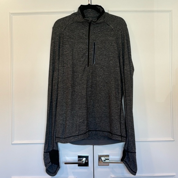 Lululemon Heathered Black 1/2 Zip Pullover Sweatshirt Zippered Pocket Size M - Picture 11 of 11